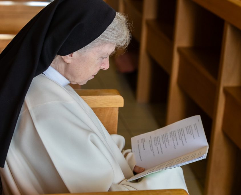 Website-Lauds-St Mary Abbey-140622-2457